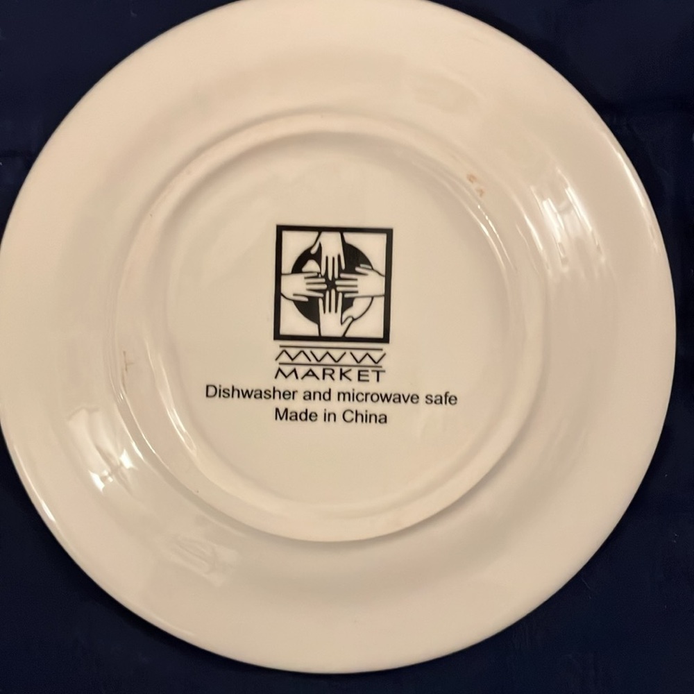 Manual Woodworkers & Weavers, Inc. 4 4 1/2” Ice Cream Motif Ceramic Mini Plates - Picture 9 of 11
